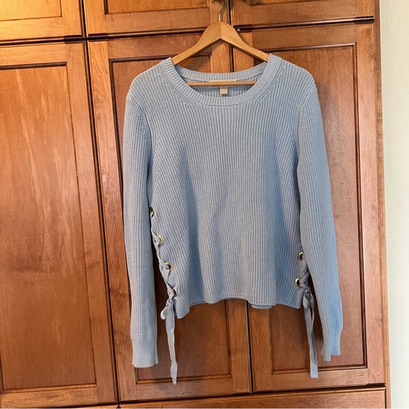 Michael Kors Sweater - Picture 2 of 15